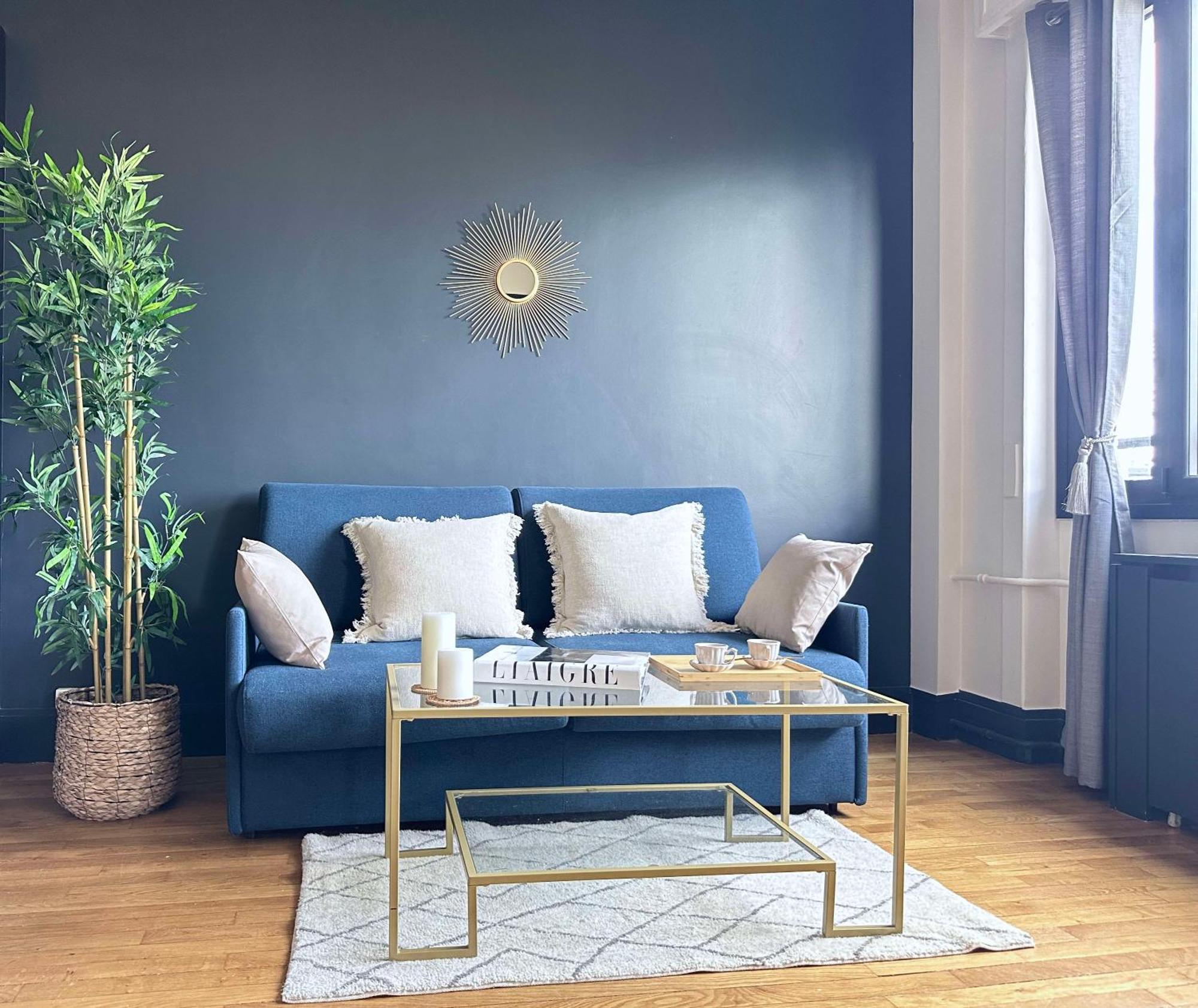 Stylish Apartment With A Balcony In Paris Eksteriør bilde