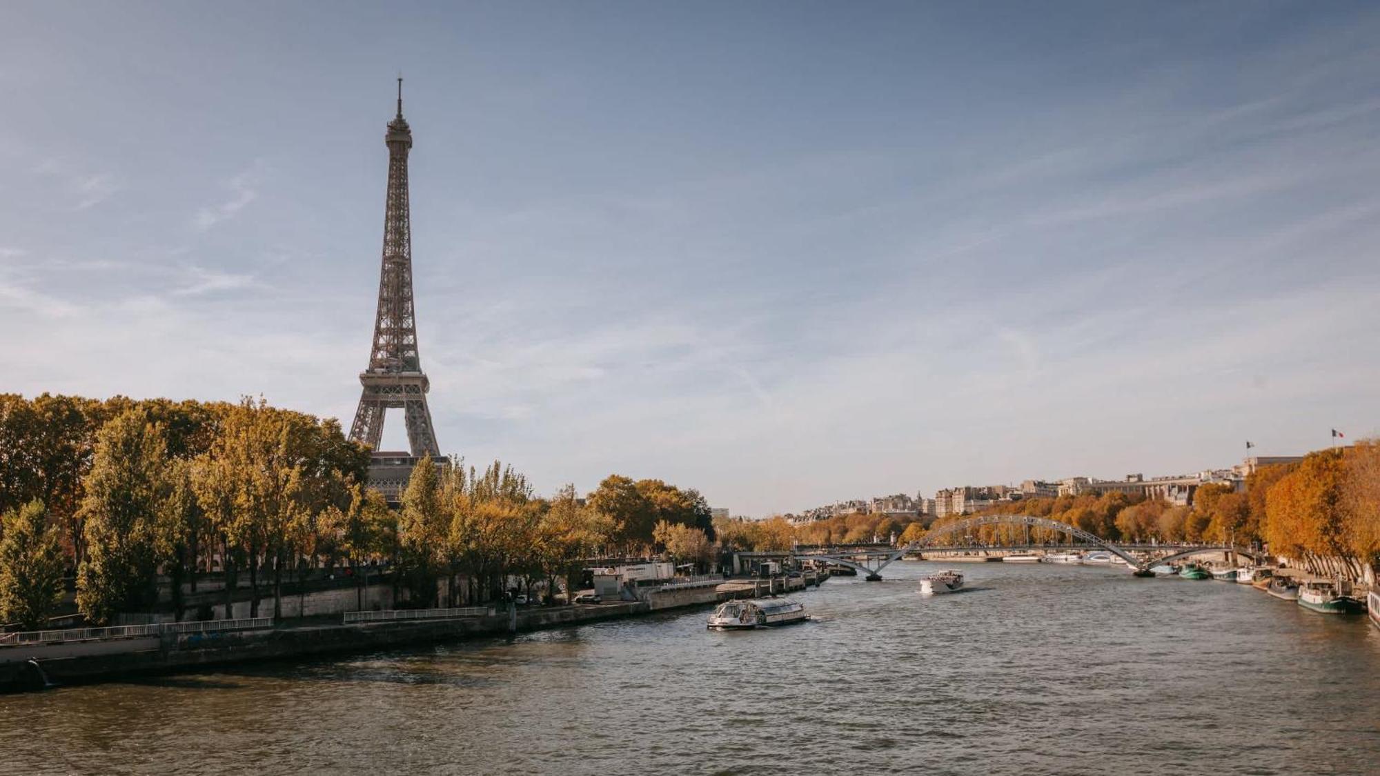 Stylish Apartment With A Balcony In Paris Eksteriør bilde